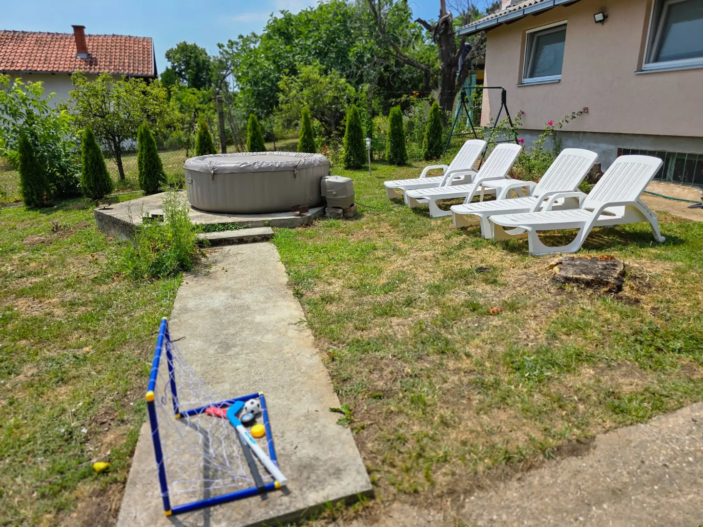 Vila Nera - vikendica na Banstolu sa đakuzijem i bazenom