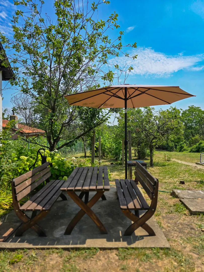 Vila Nera - vikendica na Banstolu sa đakuzijem i bazenom