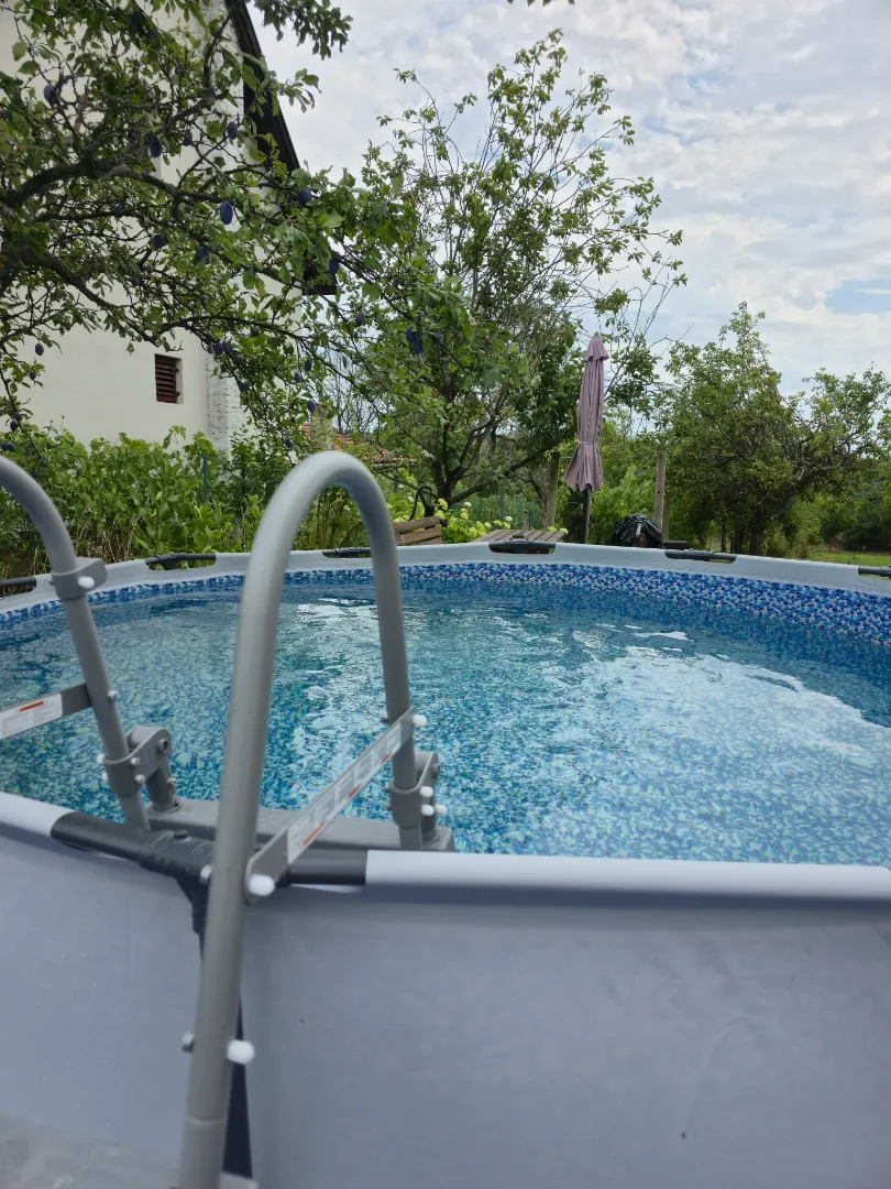 Vila Nera - vikendica na Banstolu sa đakuzijem i bazenom