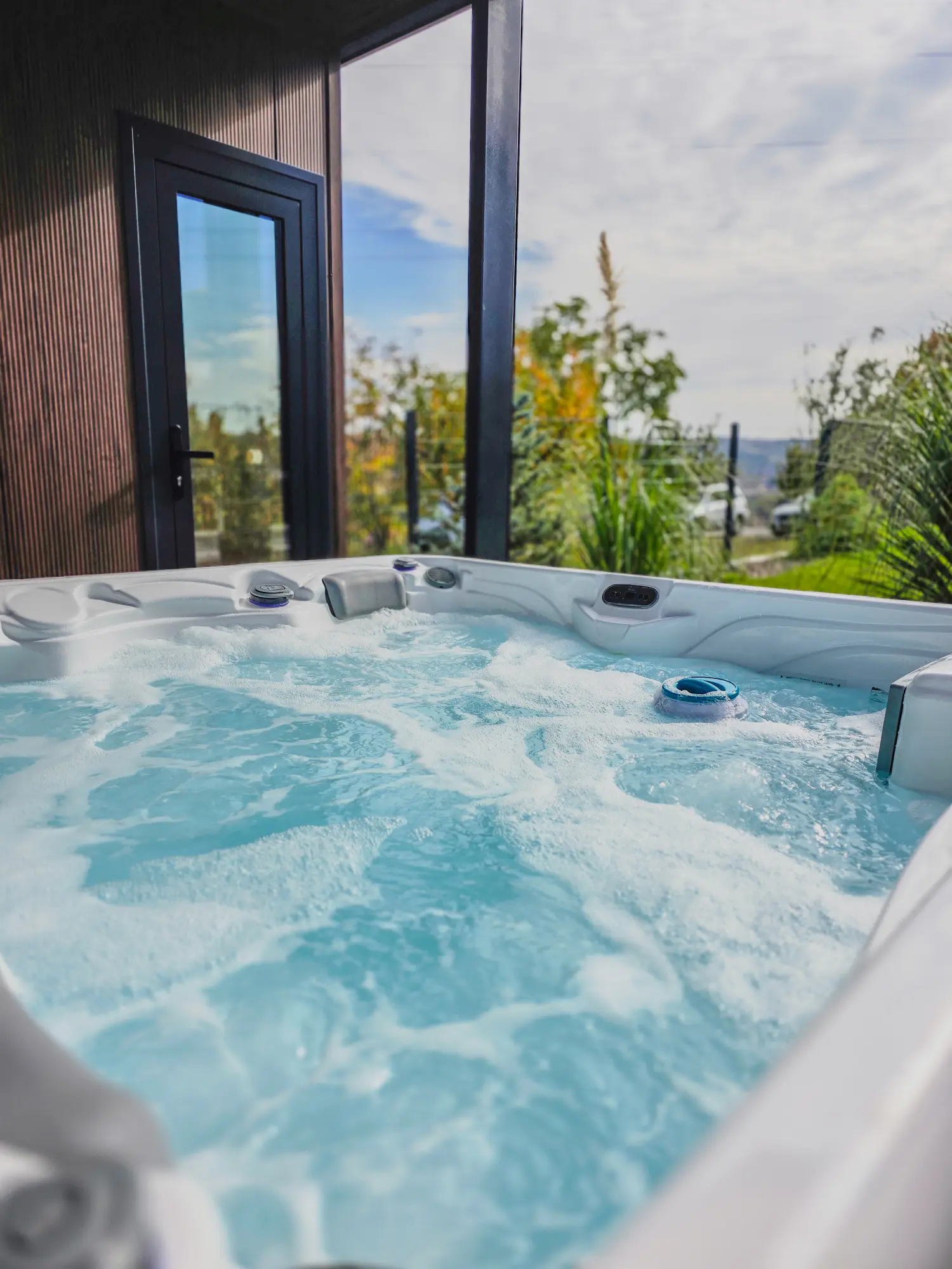 balans house jacuzzi