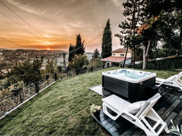 The Cypress Villa & Vineyard II
