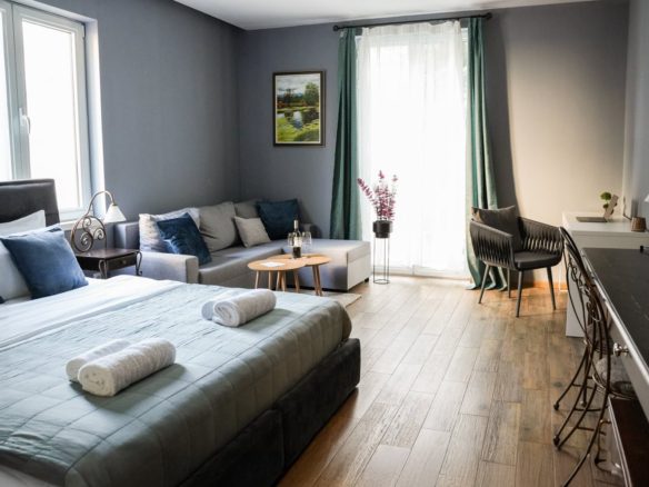 Deluxe soba Aviator Rentigo smeštaj