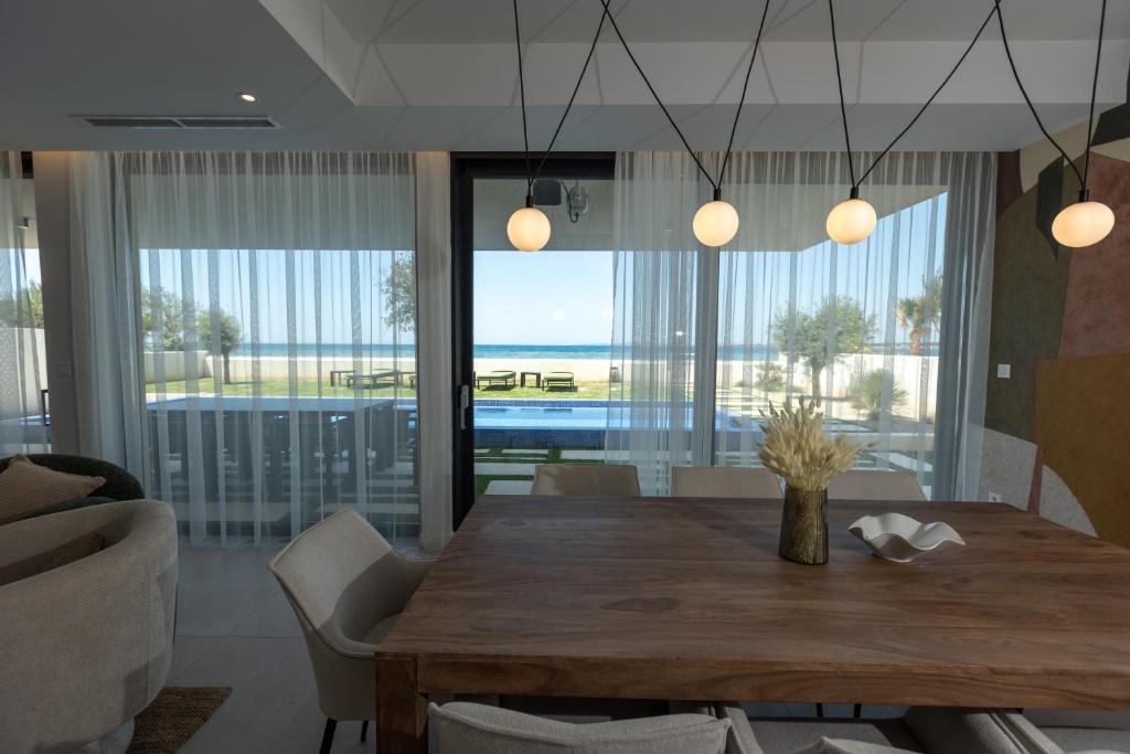 Adria-Resort-SEAFRONT-Villa-B-Quiet-Beachfront-Retreat-with-Private-Pool-19