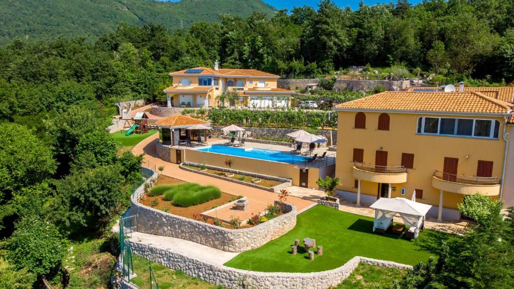 Apartments-Villa-BV-3