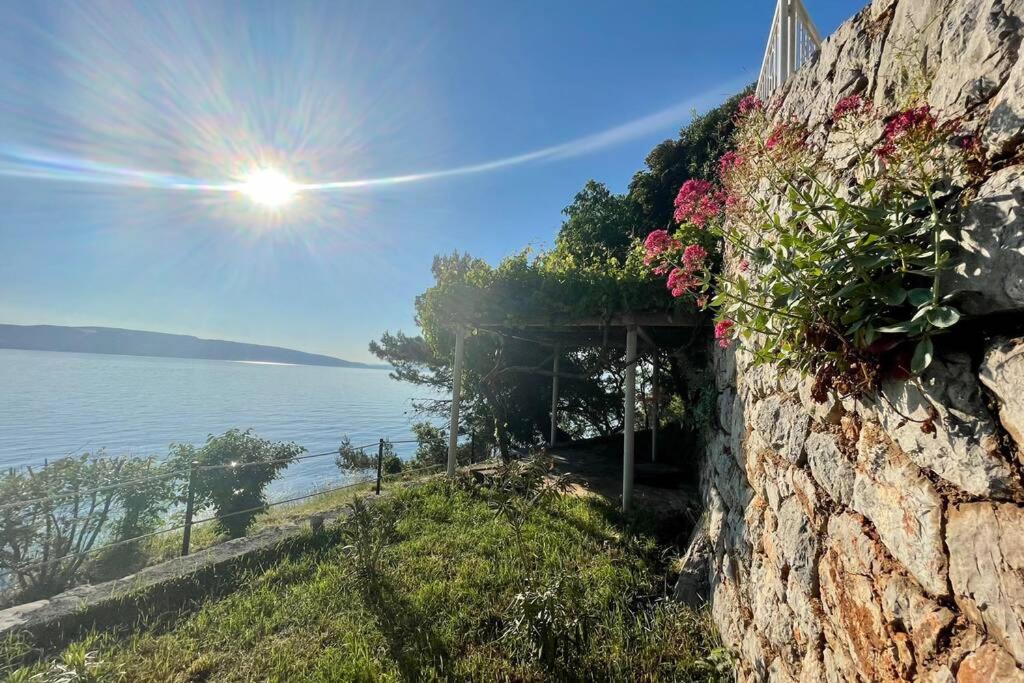 Holiday-House-Sea-View-16