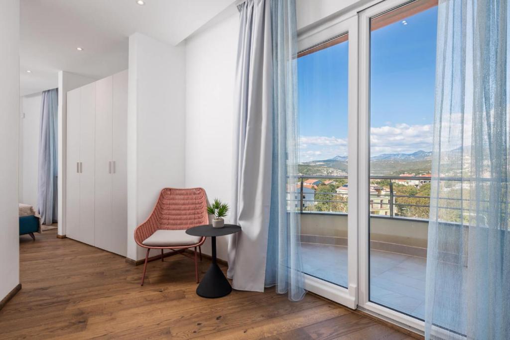 Luxury-Villa-Ostro-with-pool-Krk-bridge-view-15