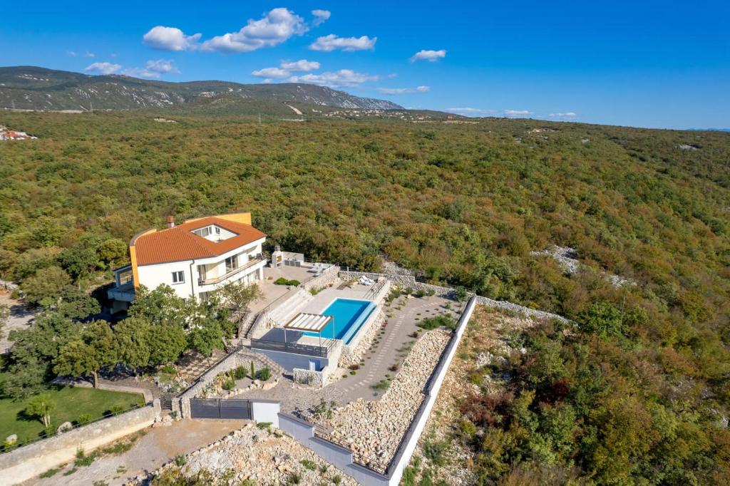 Luxury-Villa-Ostro-with-pool-Krk-bridge-view-8