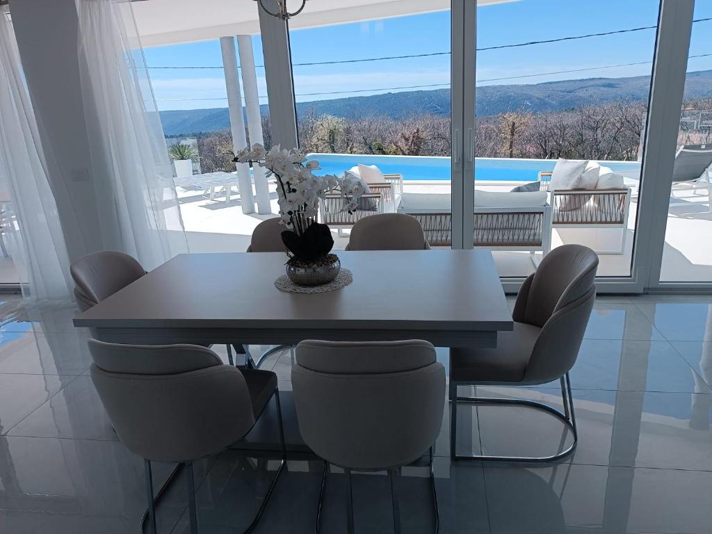 VILLA-NAVIS-13