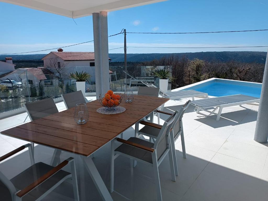 VILLA-NAVIS-5