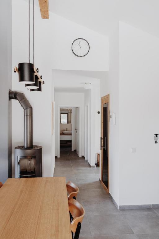 Villa-Kadila-with-heated-pool-and-sauna-for-family-12