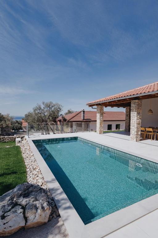 Villa-Kadila-with-heated-pool-and-sauna-for-family-4
