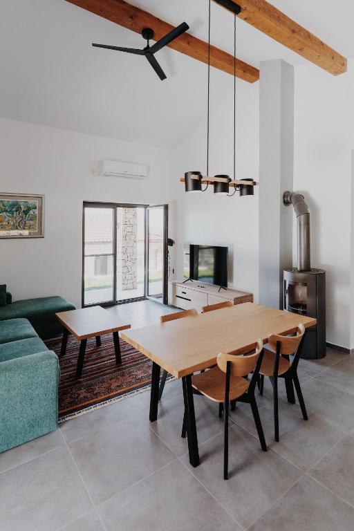 Villa-Kadila-with-heated-pool-and-sauna-for-family-5