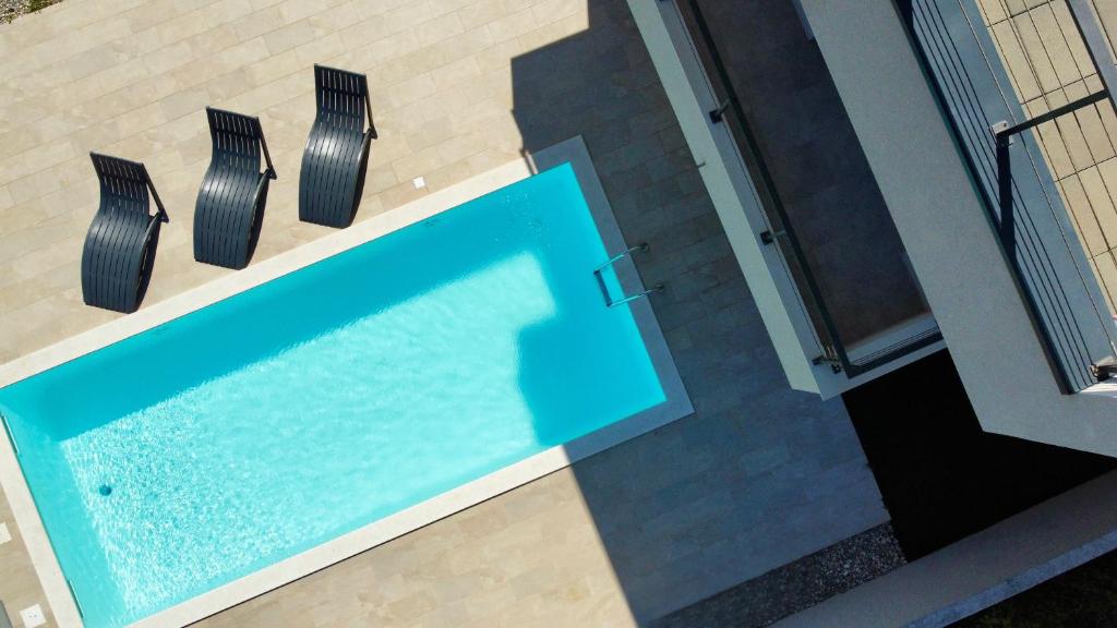 Villa-Lele-peace-mountain-sea-view-heated-pool-10