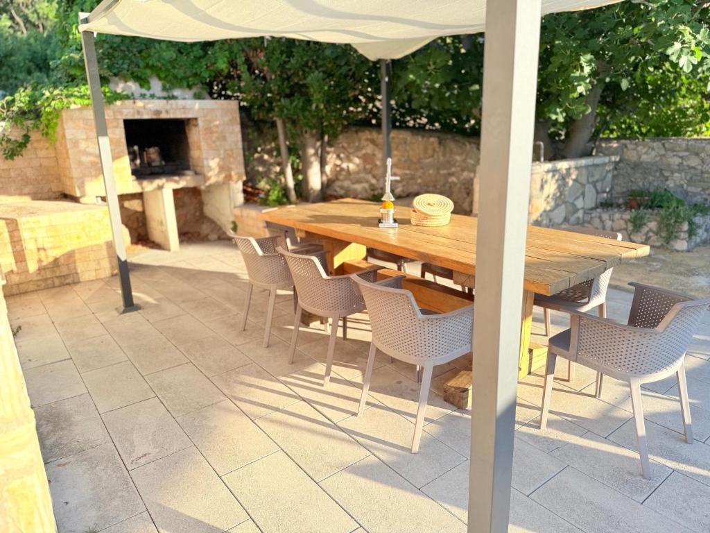 Villa-Lele-peace-mountain-sea-view-heated-pool-14