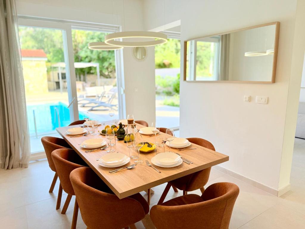 Villa-Lele-peace-mountain-sea-view-heated-pool-6