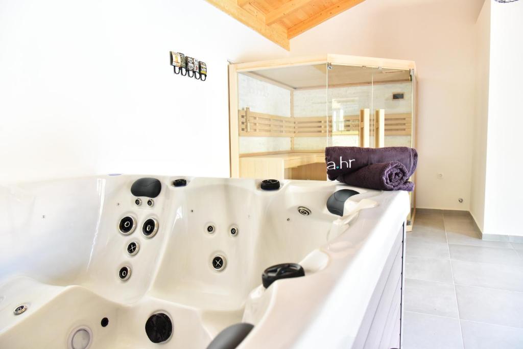 Villa-Lux-Nina-with-six-bedrooms-private-pool-by-Adex-Travel-2