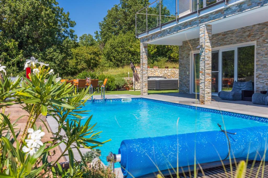 Villa-Monte-Adria-13