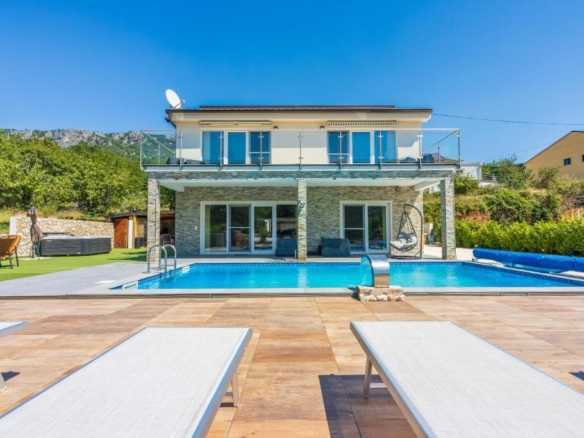 Villa Monte Adria