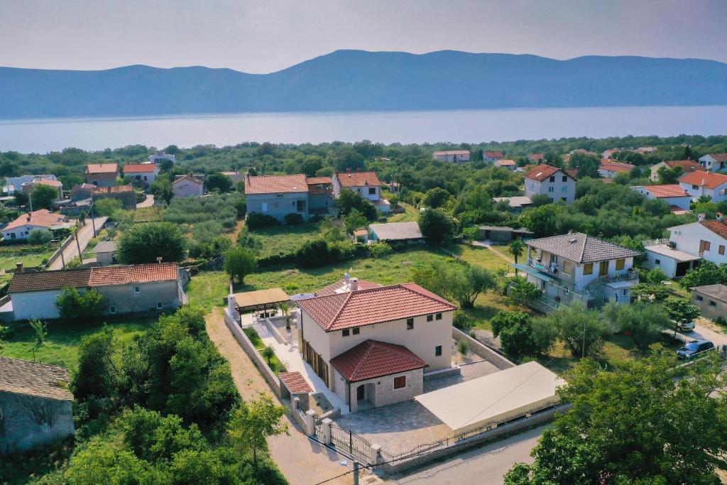 Villa-Muskatel-KRK-with-heated-covered-pool-13
