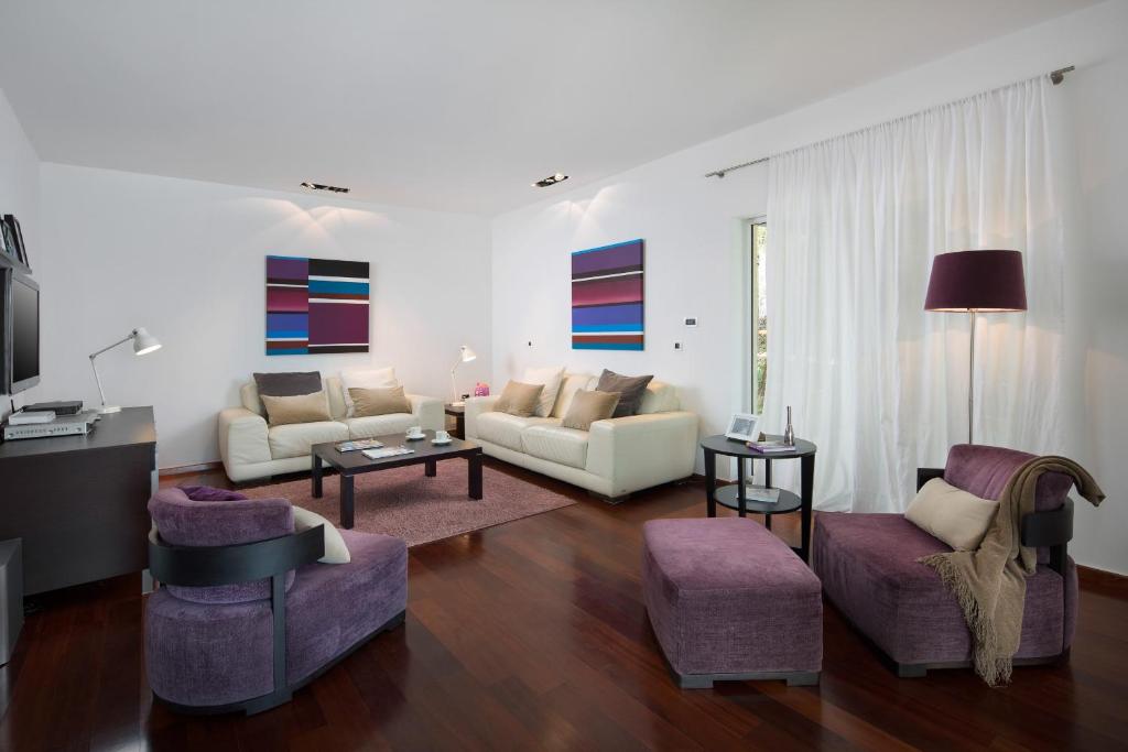 Villa-Pag-12