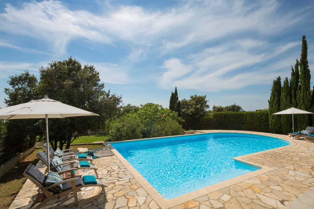Villa-Pag-9