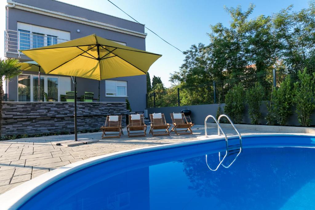 Villa-Pjena-Luxury-Mediterranean-Retreat-with-Private-Pool-12