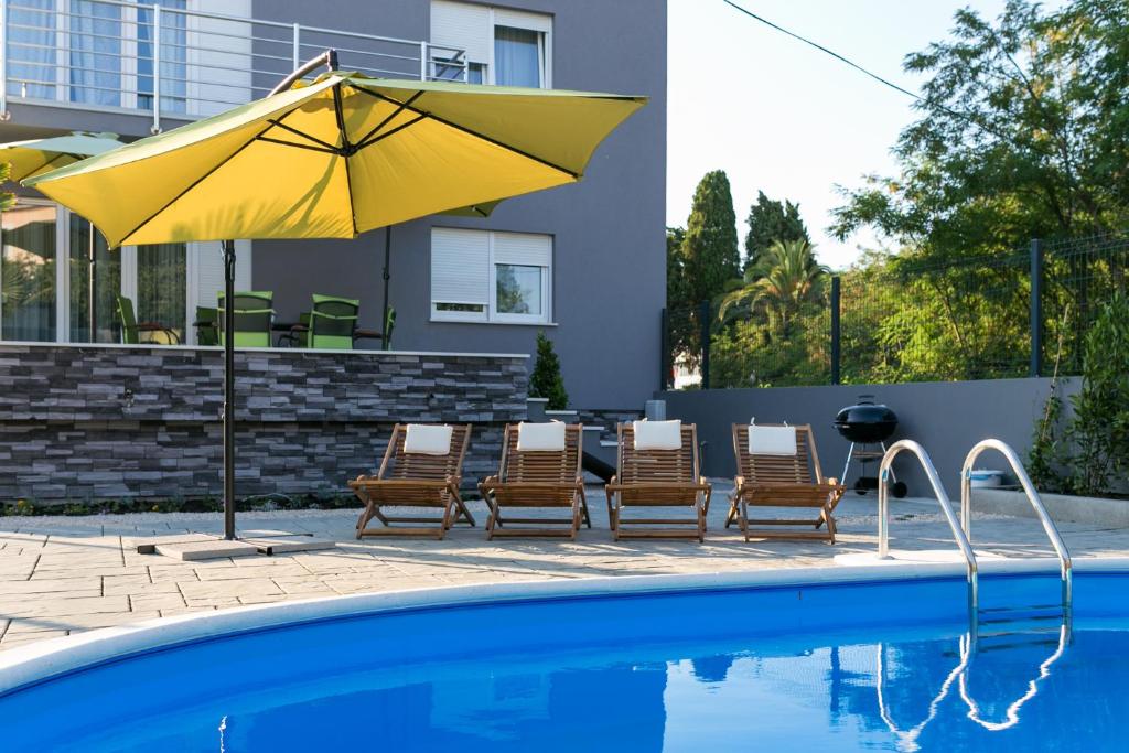Villa-Pjena-Luxury-Mediterranean-Retreat-with-Private-Pool-17