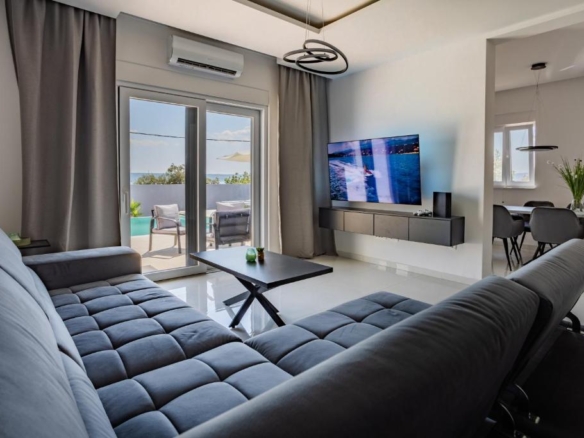 Villa Shark Maslenica