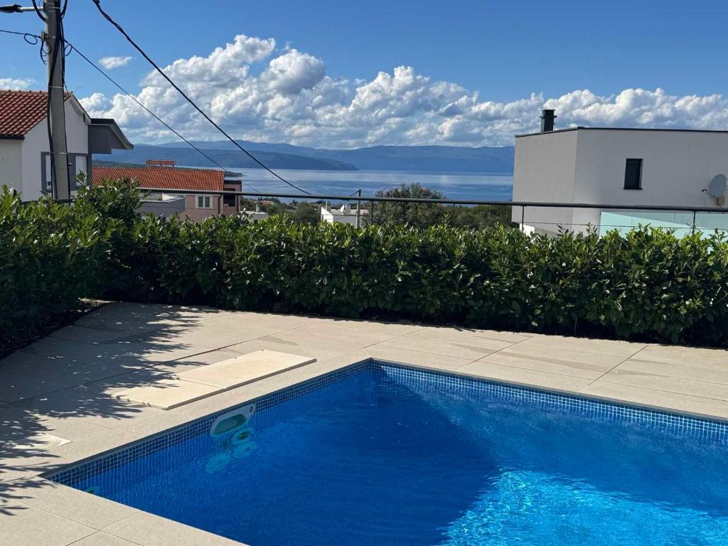 Villa-TEREZA-Luxury-Sea-View-Villa-for-Families-Romantic-Getaways-12