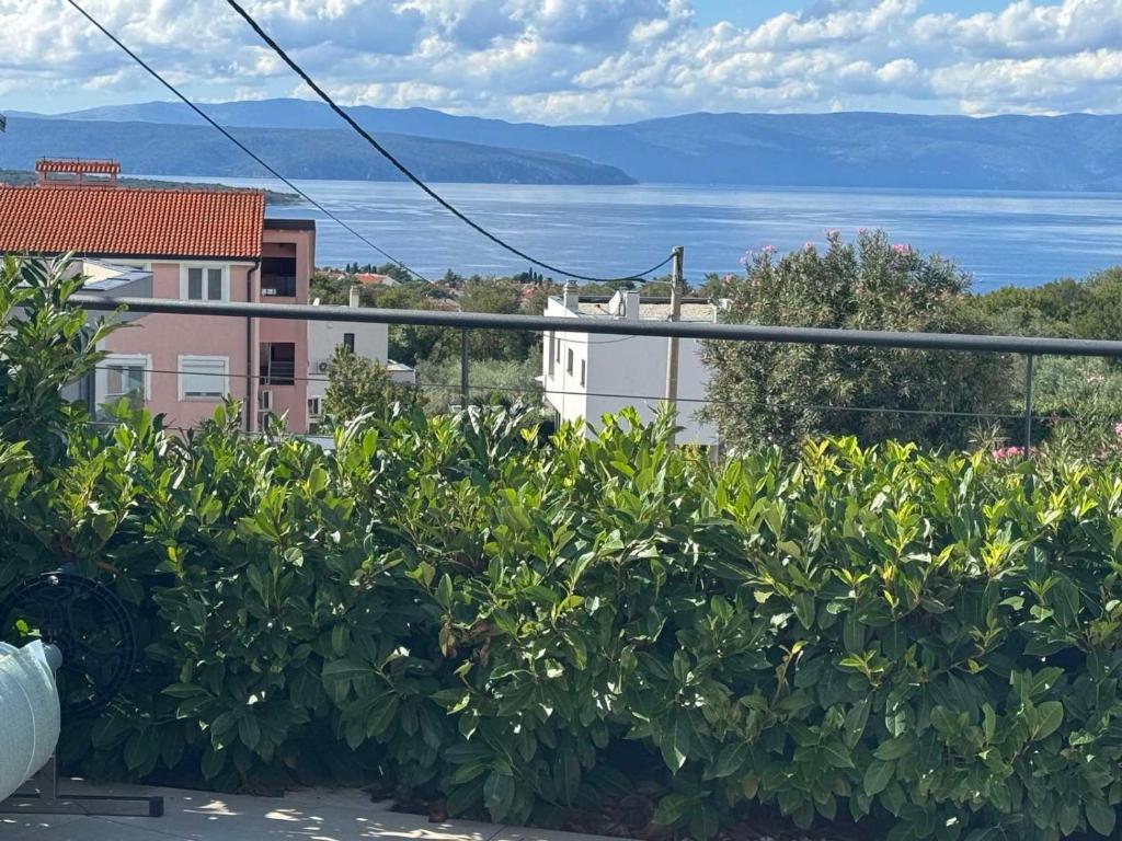 Villa-TEREZA-Luxury-Sea-View-Villa-for-Families-Romantic-Getaways-14