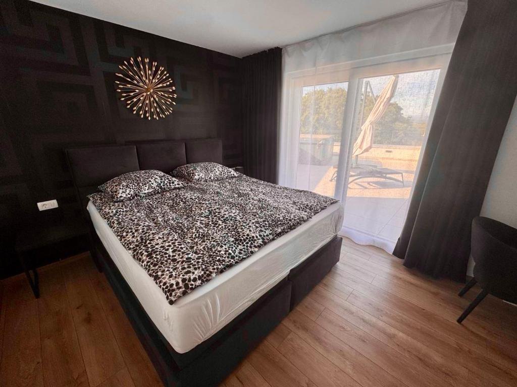 Villa-TEREZA-Luxury-Sea-View-Villa-for-Families-Romantic-Getaways-2