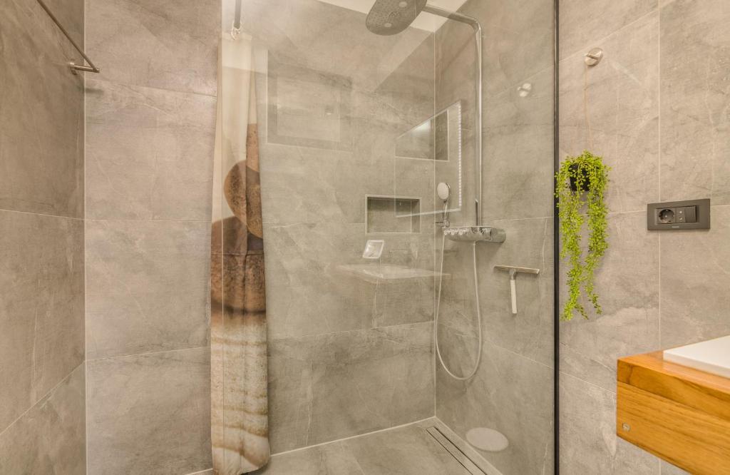 Villa-Weiss-Malinska-Heated-Pool-Osmosis-System-7